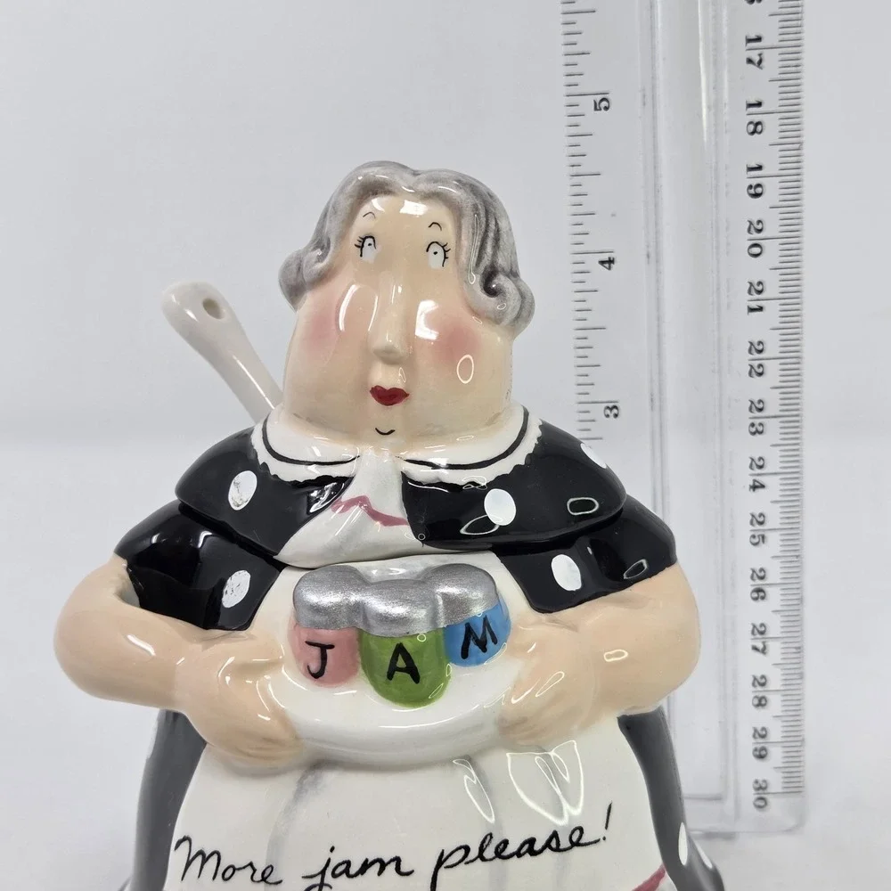 Mud Pie charming ceramic